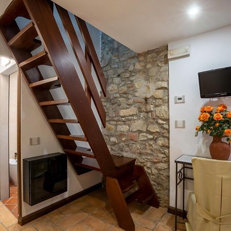 Bed and Breakfast Il Torrione Кастильоне-дель-Лаго Экстерьер фото