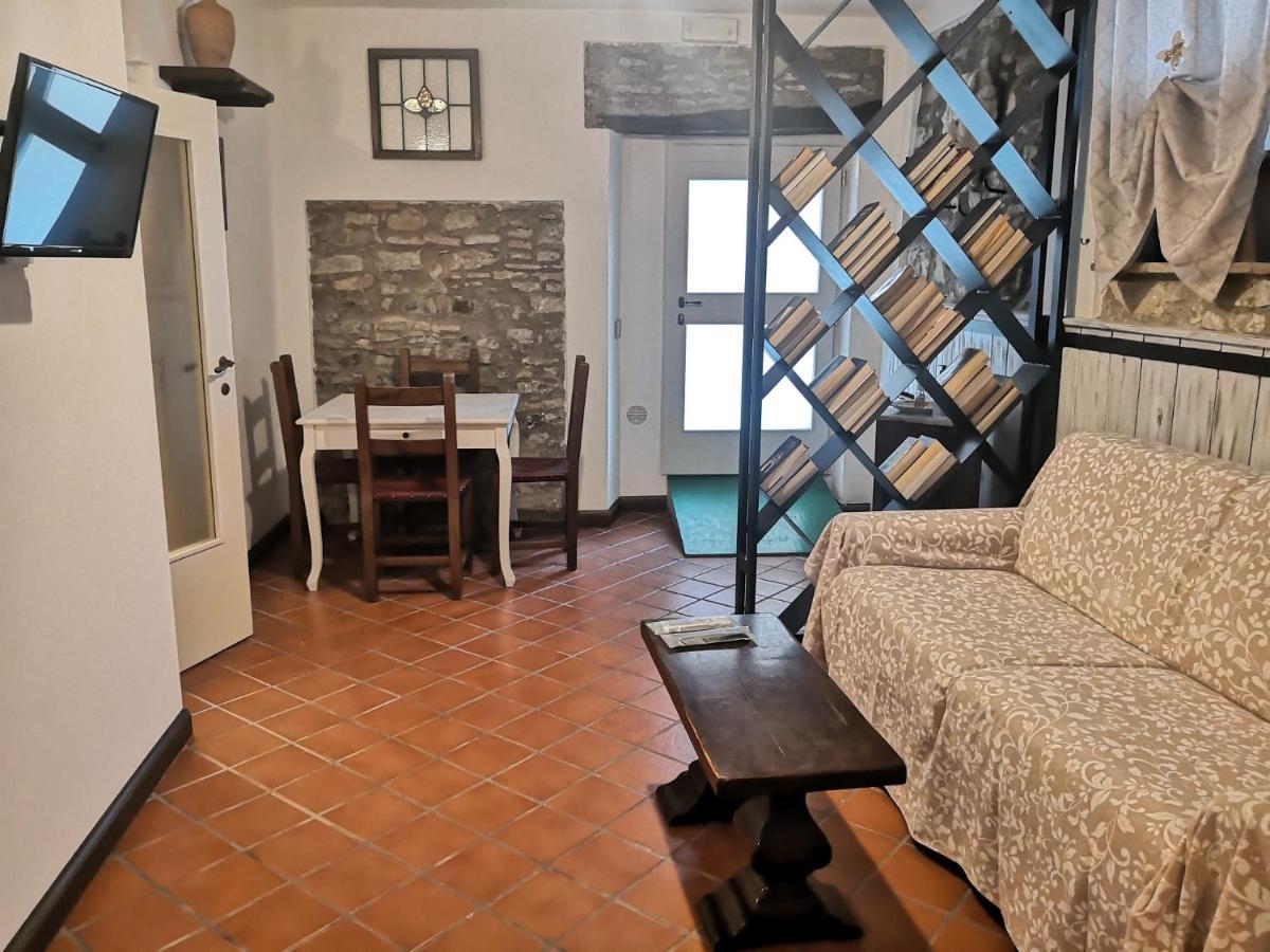 Bed and Breakfast Il Torrione Кастильоне-дель-Лаго Экстерьер фото