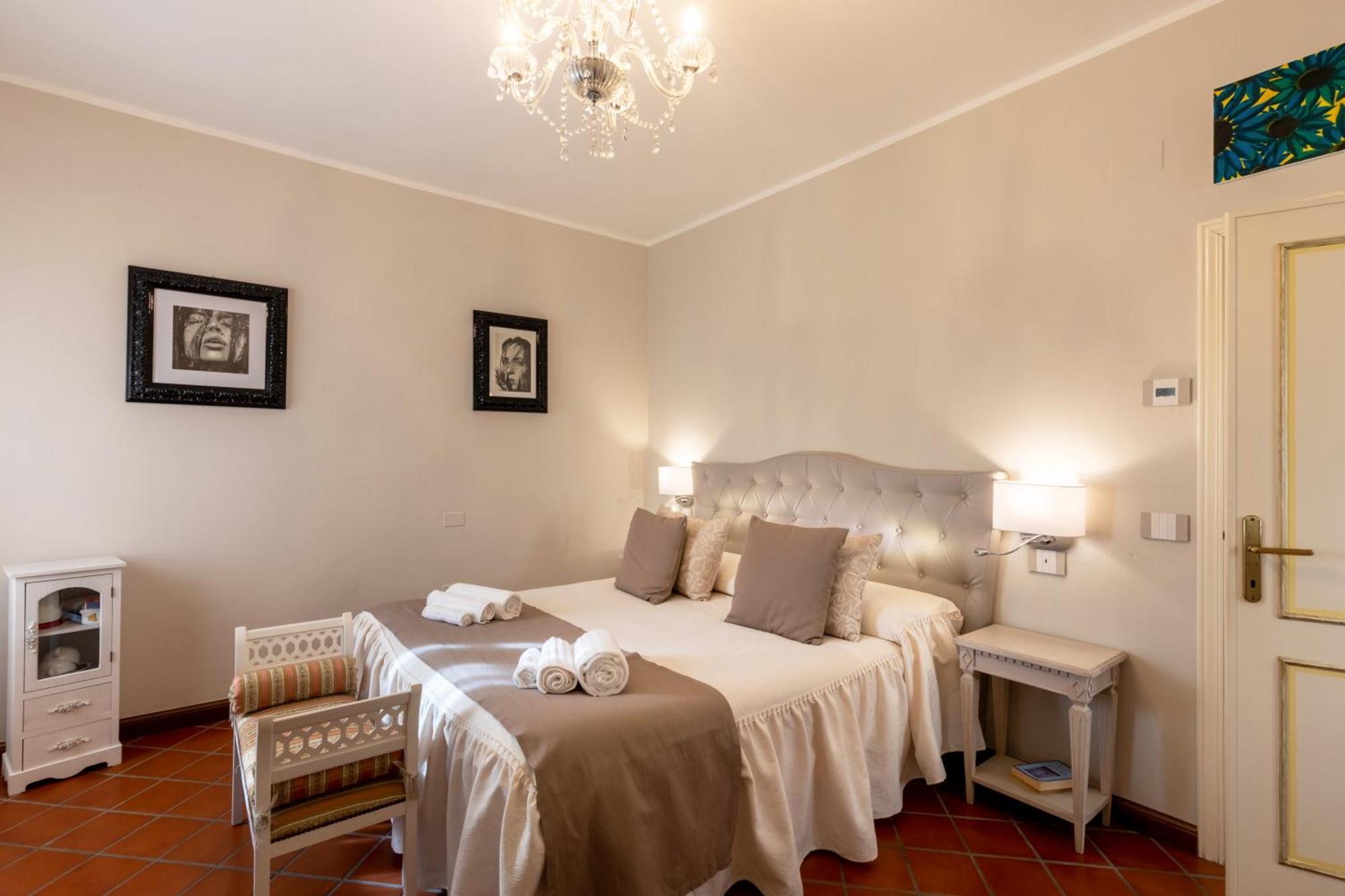 Bed and Breakfast Il Torrione Кастильоне-дель-Лаго Экстерьер фото
