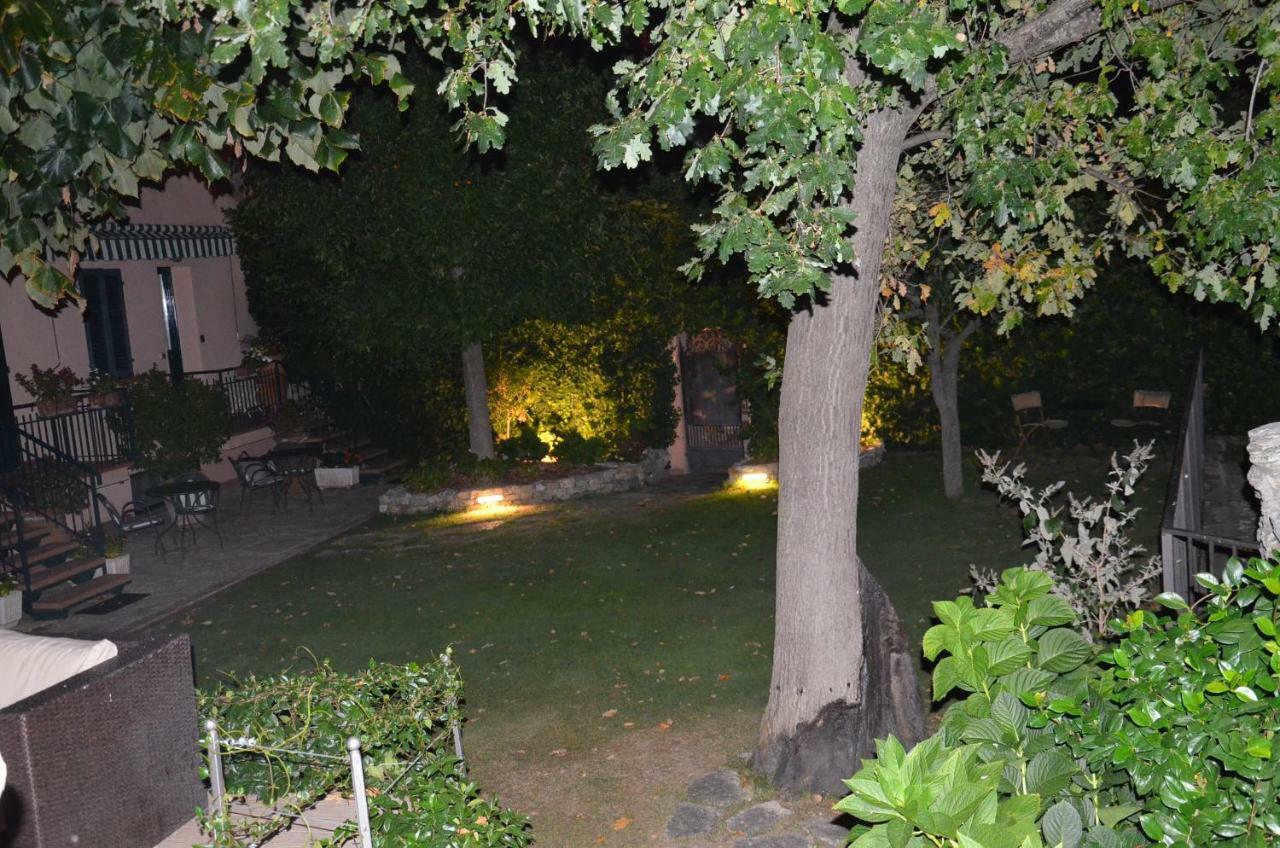 Bed and Breakfast Il Torrione Кастильоне-дель-Лаго Экстерьер фото